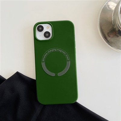 iPhone 14 Pro 6.1" Liquid Silicone Gel Skin Wireless Charging Case Green